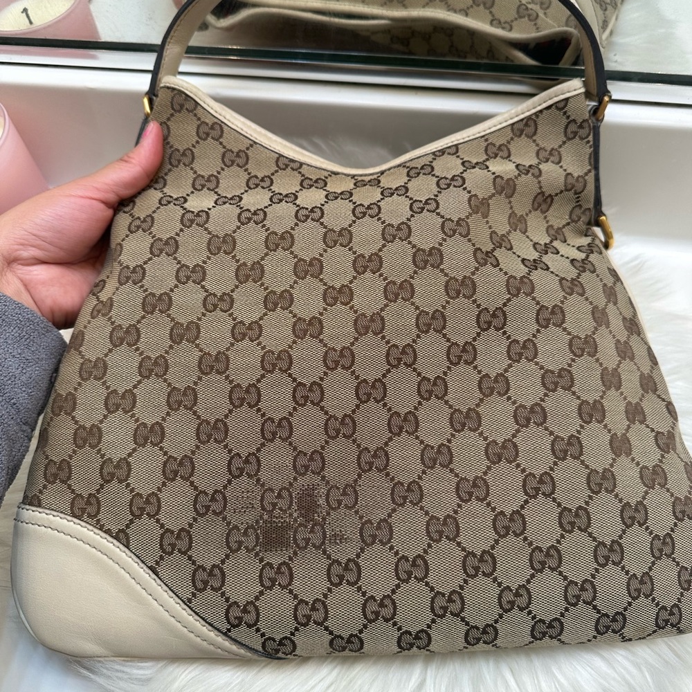 Authentic Gucci hobo bag - Picture 5 of 13